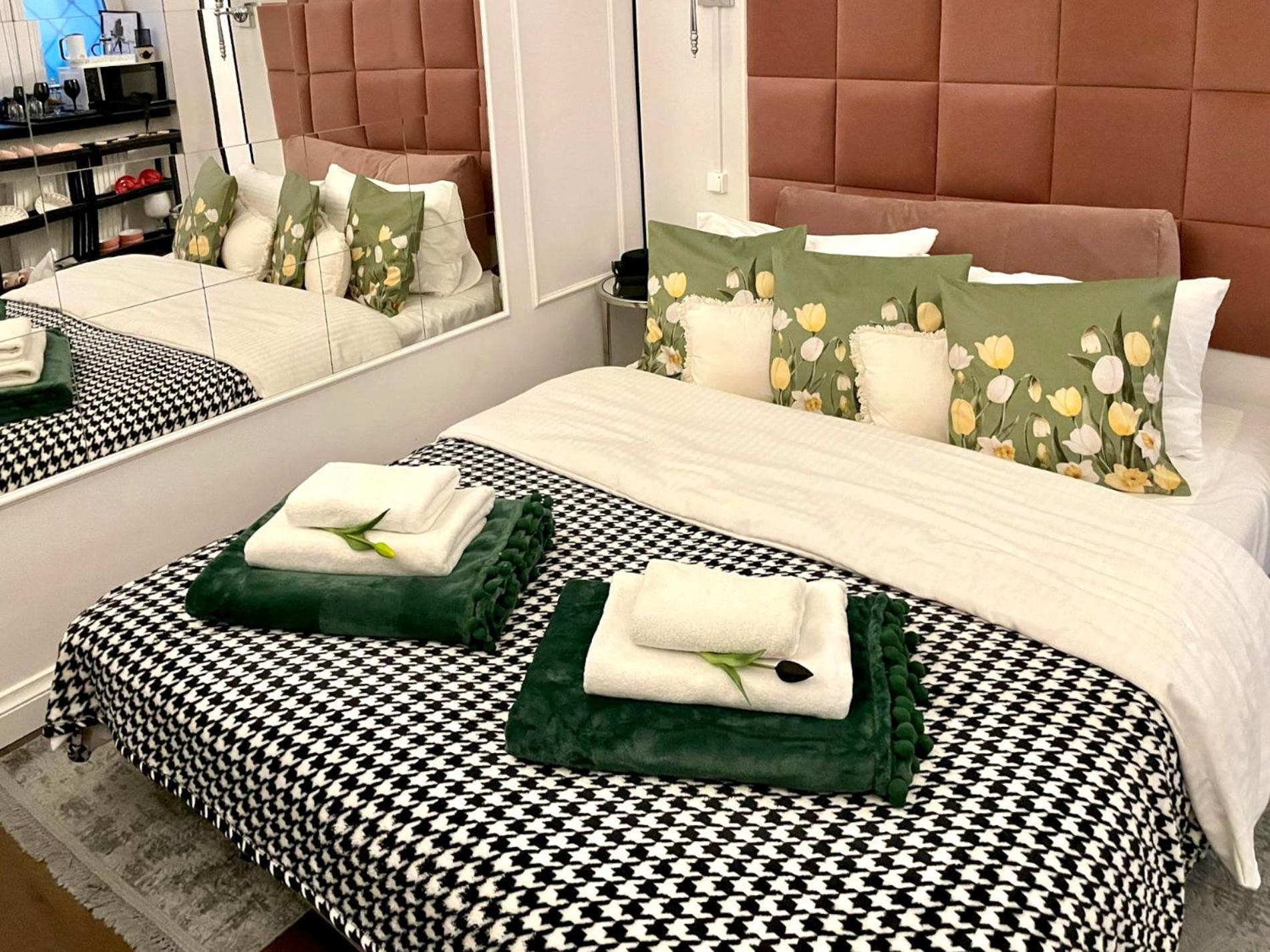 Premium Apart Varsovia Alice 2 Екстериор снимка