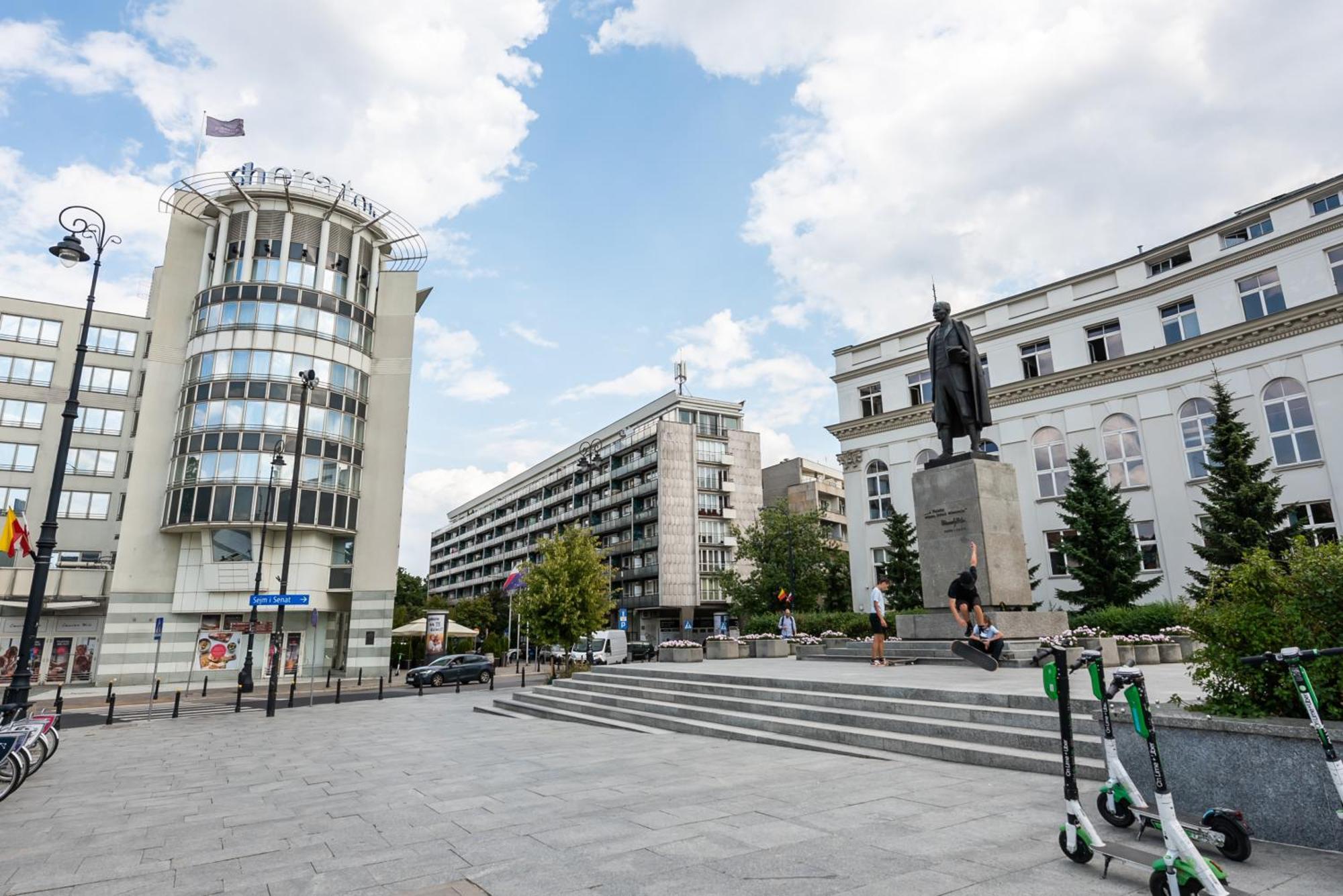 Premium Apart Varsovia Alice 2 Екстериор снимка